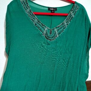 Green linen jewel neckline tunic